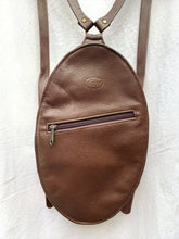 Load image into Gallery viewer, Leather back pack
